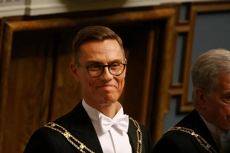 aleksandr-stubb-vid-holfista-do-prezydenta-finliandii-b610