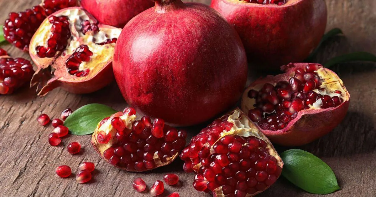 chy-mozhna-isty-hranat-z-kistochkamy-naukovyi-pohliad-na-povnotsinnyi-produkt-110d