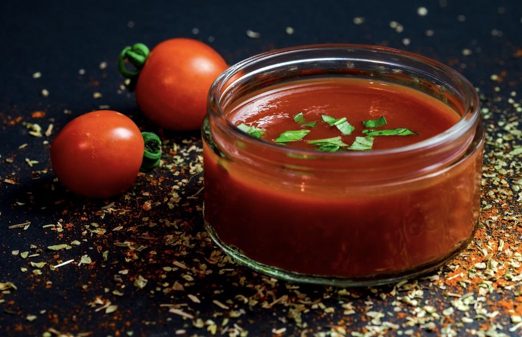 Домашній кетчуп — як зробити ідеальний соус з натуральних продуктів