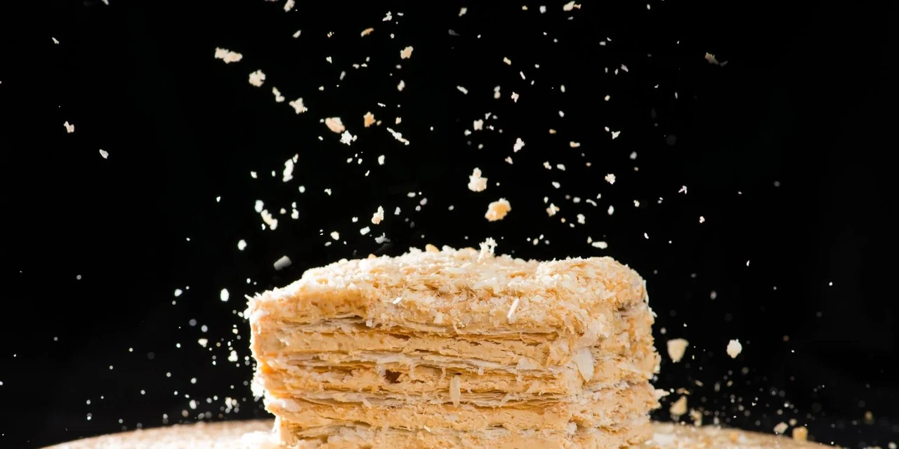 linyvyi-napoleon-retsept-shvydkoho-torta-z-lystkovoho-tista-8363
