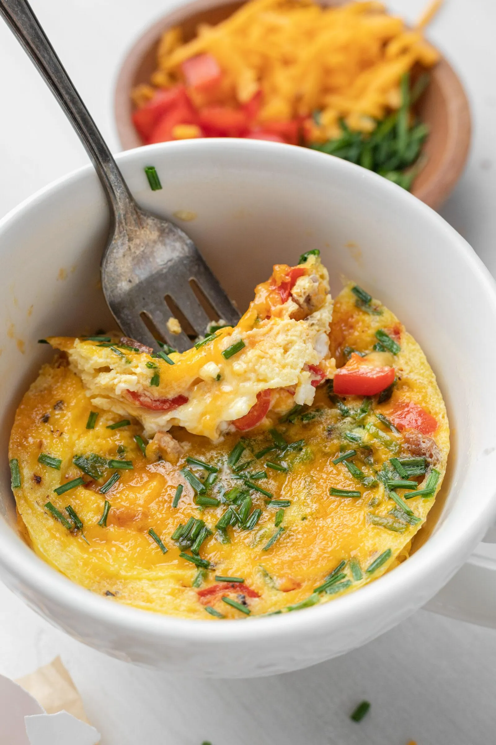 omlet-v-mikrokhvylovtsi-pukhkyi-snidanok-za-licheni-khvylyny-033a