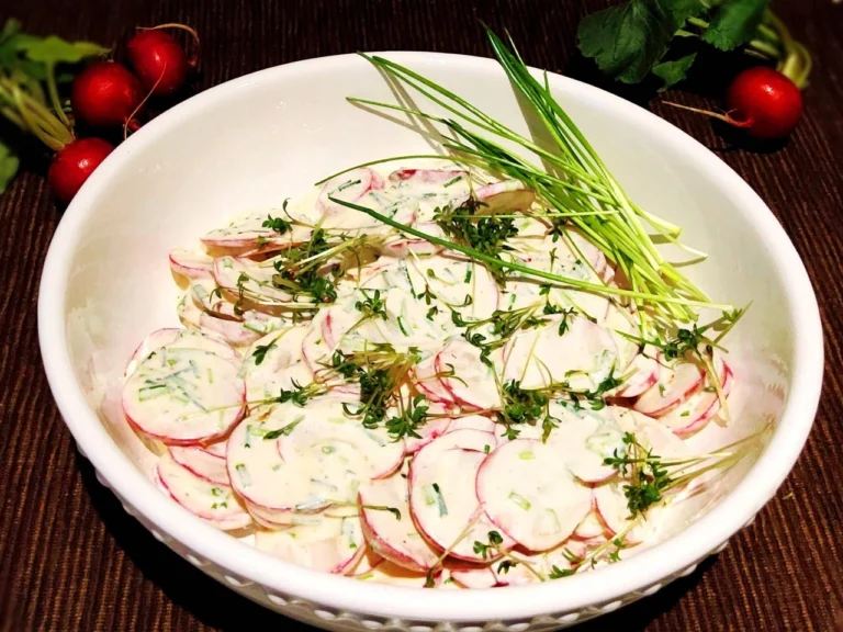 salat-z-redysky-i-smetany-vesniana-klasyka-na-vashomu-stoli-f803