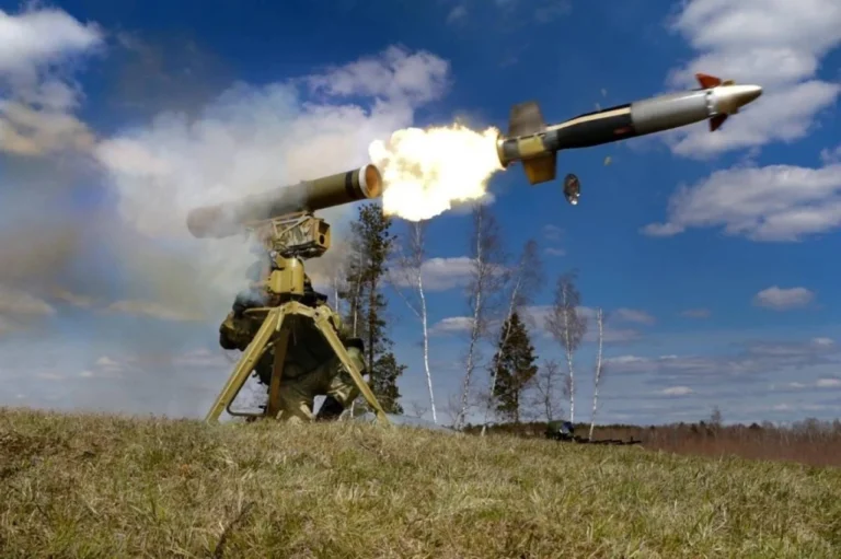 stuhna-p-ukrainskyi-protytankovyi-raketnyi-kompleks-shcho-vrazhaie-na-vidstani-p-9ff5