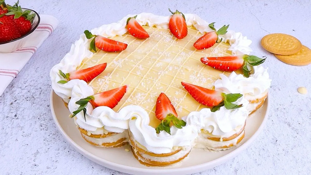tort-bez-vypichky-z-pechyva-i-smetany-a203