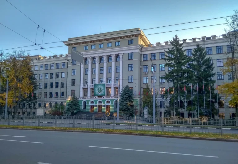 umanskyi-medychnyi-koledzh-tradytsii-praktyka-ta-poklykannia-0bbf