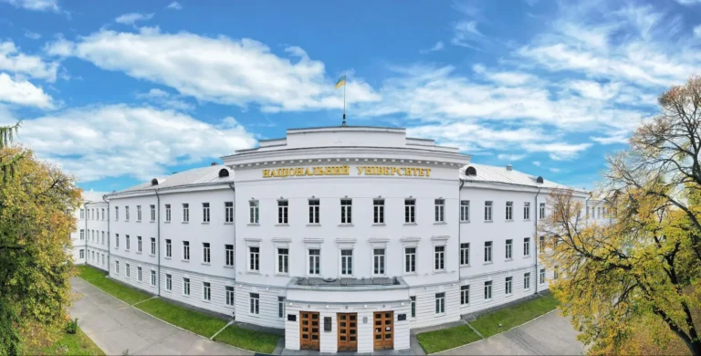 universytety-poltavy-f0e0