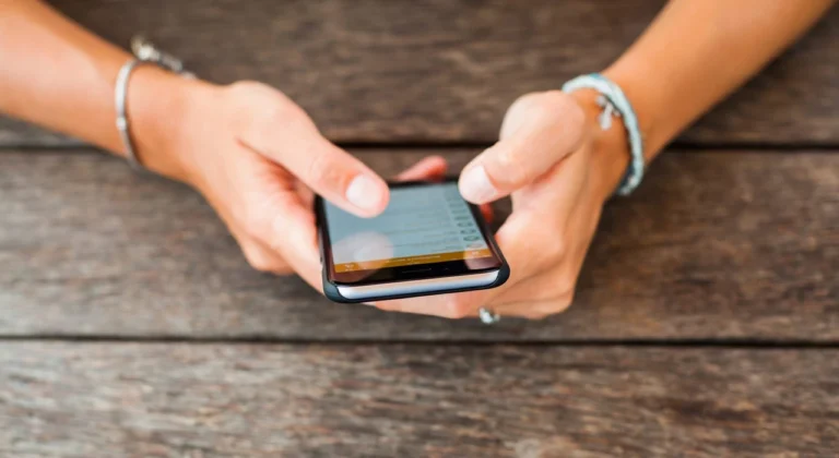 iak-zapysaty-telefonnu-rozmovu-na-android-ta-iphone-u-2026-rotsi-9db7