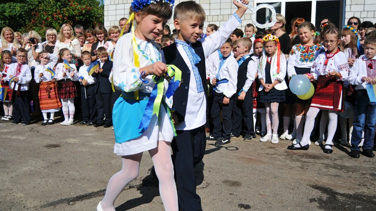 pryvitannia-z-dnem-znan-iak-obraty-slova-shcho-zalyshatsia-v-pamiati-na-ves-rik-4cd9