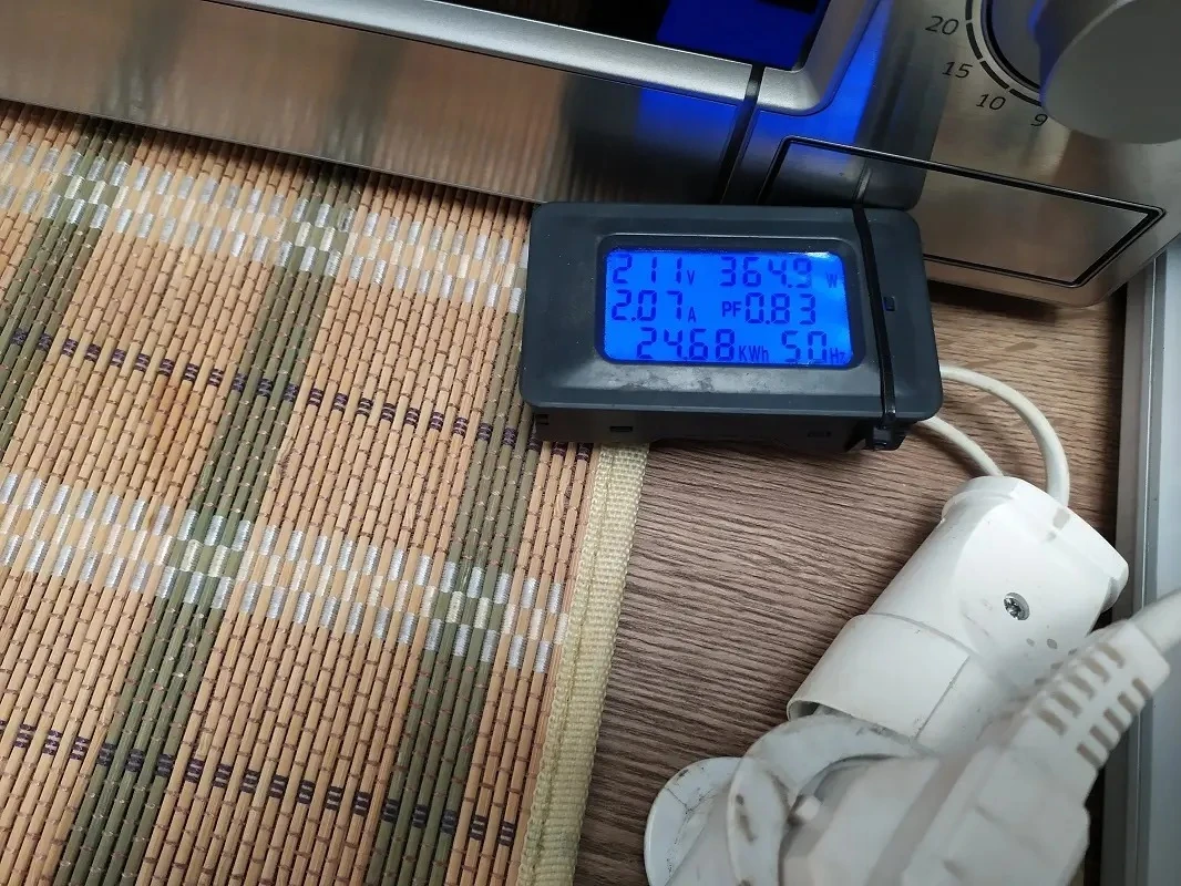skilky-spozhyvaie-morozylna-kamera-povnyi-rozbir-vytrat-elektroenerhii-3ffd