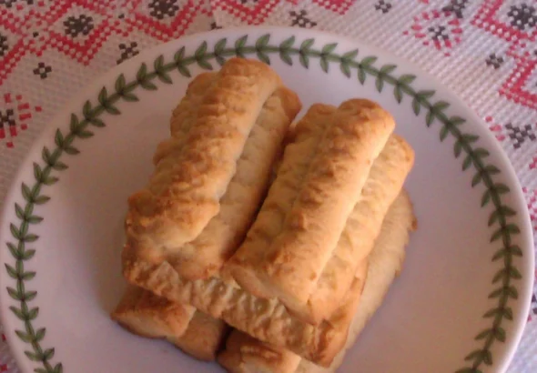 pechyvo-cherez-miasorubku-na-marharyni-khrustka-klasyka-z-dytynstva-7aa0